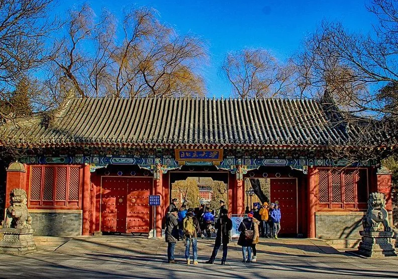 能考上北大、清華的人在中國大陸算是鳳毛麟角，背後的自律與努力不可或缺。wikimedia commons by 維基小霸王