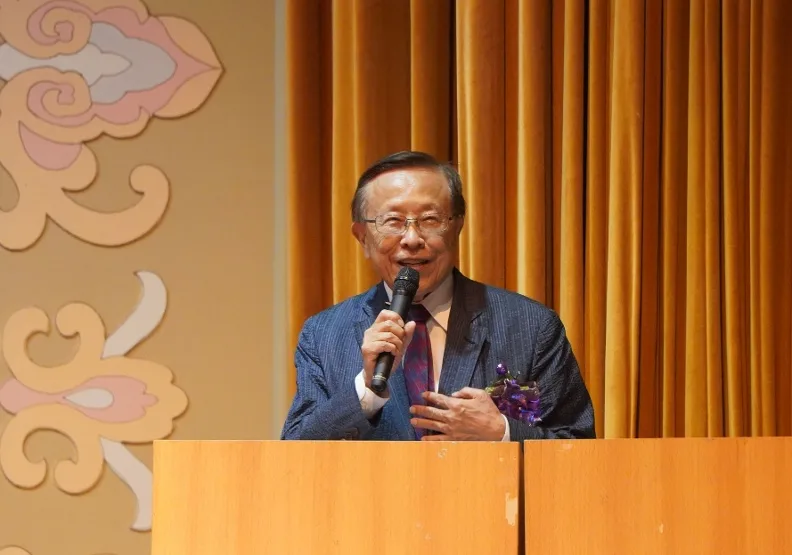 2023年9月5日，高教授受邀於「2022學年度佛光山各級學部聯合畢業典禮暨2023年開學典禮」演講。照片提供／佛光山叢林學院