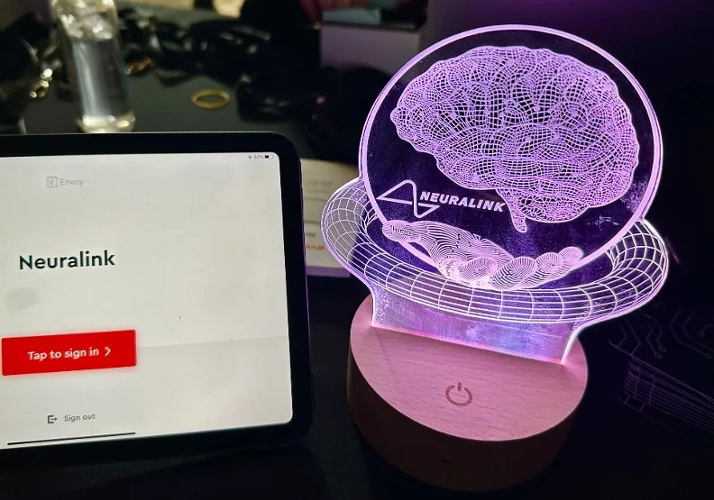 未來學家庫茲威爾推估，到了2030年，通過Neuralink的技術可讓大腦新皮層與雲端連接。Flickr by Steve Jurvetson
