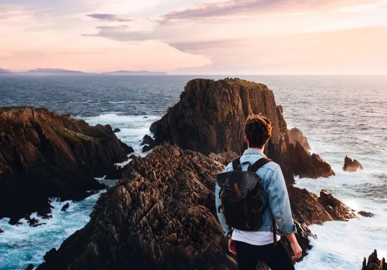 《30歲開始，理財不焦慮》／僅為情境圖，取自unsplash