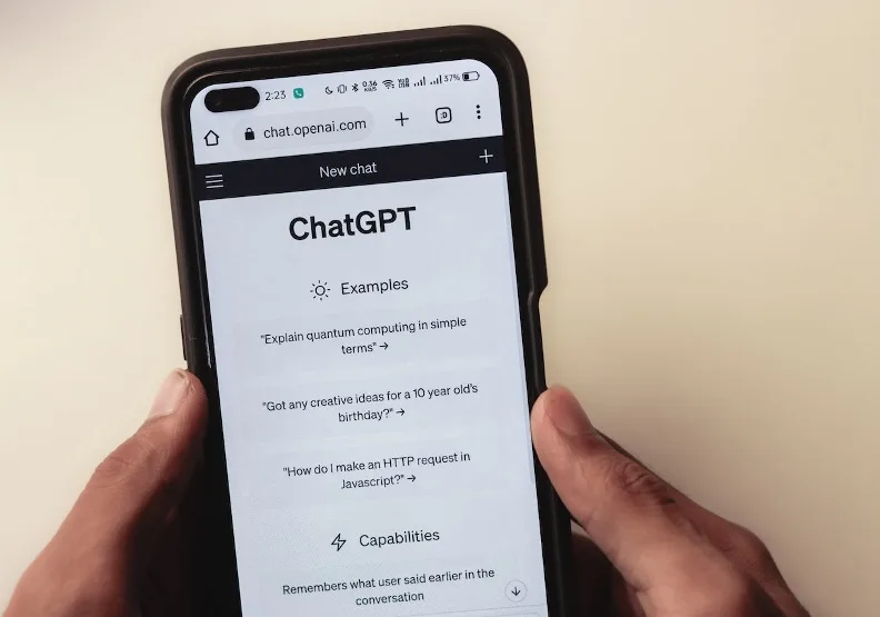 AI時代，大學生更需要ChatGPT來提升學習效率。取自Pexels