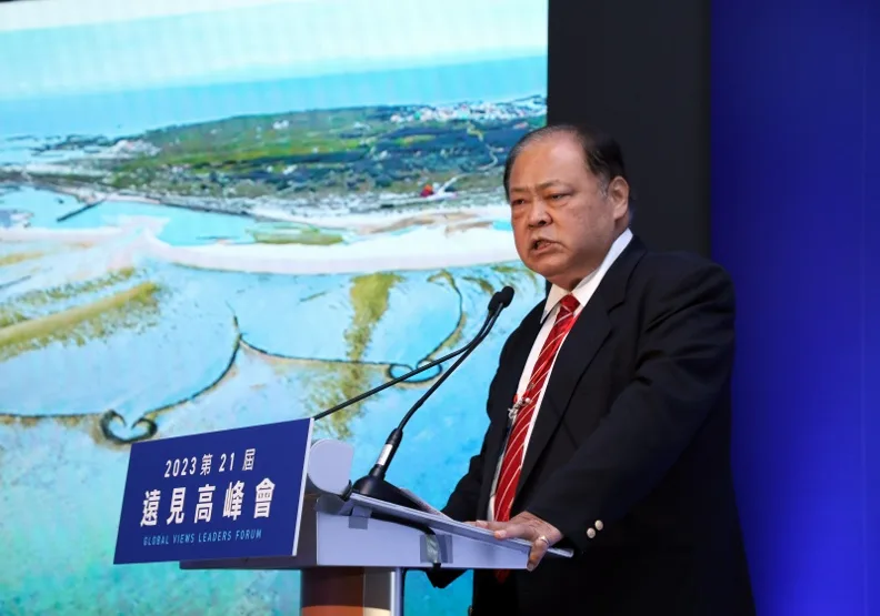 澎湖縣長陳光復出席遠見高峰會，分享離島治理經驗與推展觀光產業的心得。張智傑攝