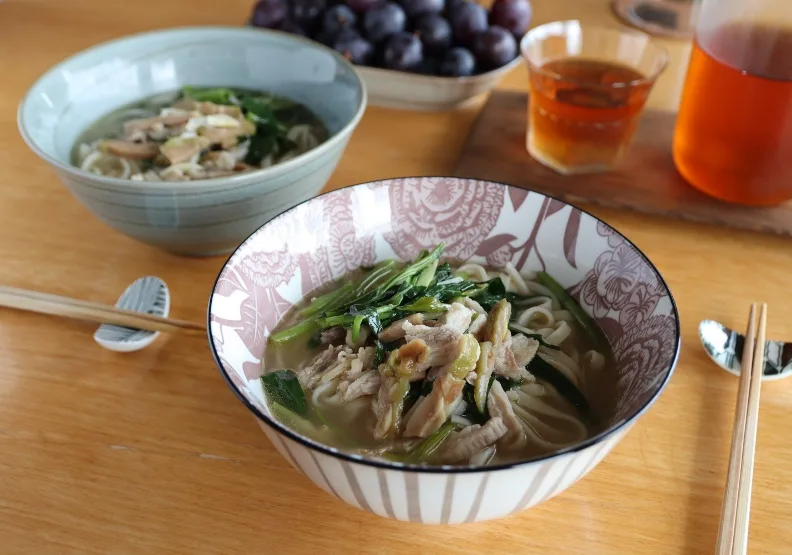 中午吃麵、晚上吃飯，幾乎已成不作它想長年飲食習慣。葉怡蘭提供