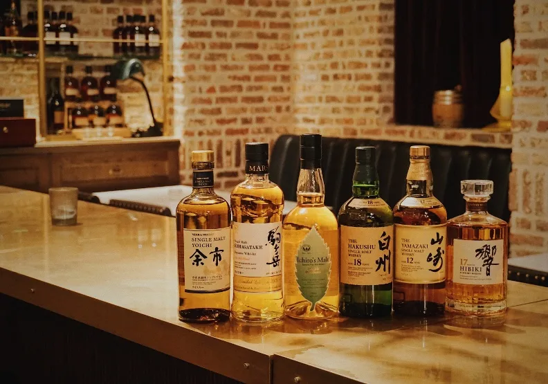 迎來100週年的日本威士忌，近年橫掃國際大獎，出口額超車日本酒奪冠。取自Unsplash