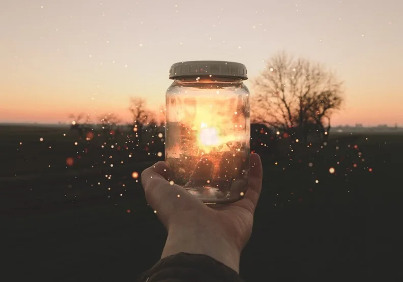 《早點知道就好了！改變一生的金錢觀》／僅為情境圖，取自unsplash