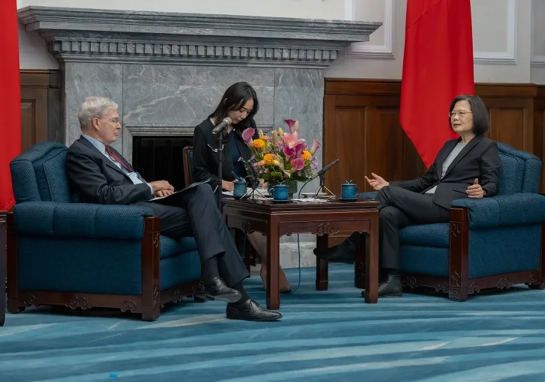 總統大選才剛落幕，美國跨黨派資深代表團火速訪台。圖片來源：取自Flickr by 總統府