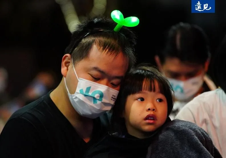 柯文哲落選，支持者失落！但民眾黨拿到8席不分區立委席次，也算有斬獲。陳之俊攝