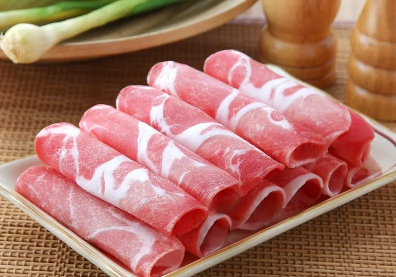台糖梅花肉片檢出禁用瘦肉精西布特羅，台中市檢驗6次反覆驗出，但中央檢驗另3件批次台糖梅花豬肉片卻均未檢出。取自台糖官網