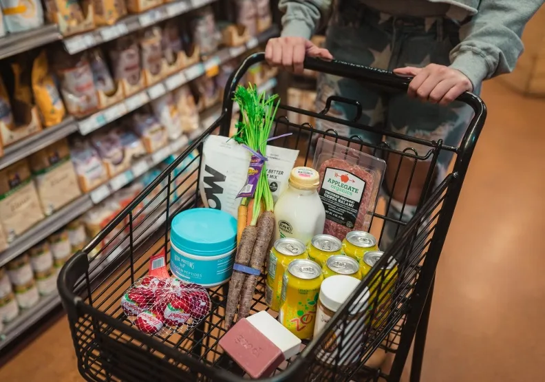 Walmart 公布未來商店擴店計畫。（僅為情境圖，取自unsplash）