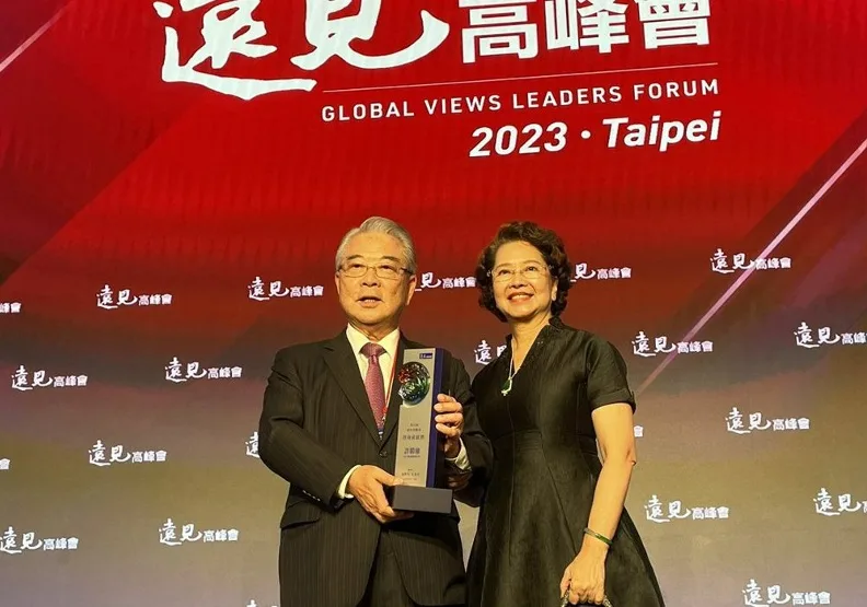 許勝雄（左）日前公開表示，夫人蔡麗珠（右）就是整個金寶集團的命脈。取自經濟日報，吳康瑋攝