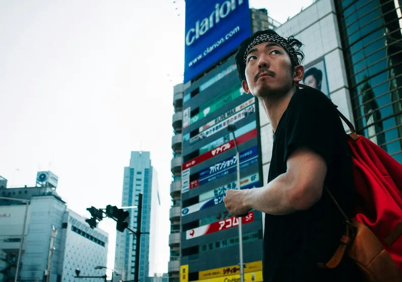 日本的年輕人正在出走。（僅為情境配圖）Photo by Shot by Cerqueira on Unsplash