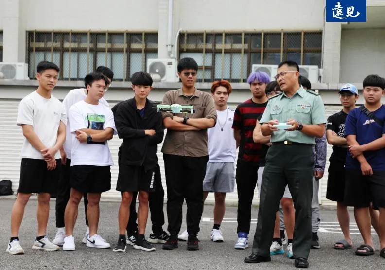 台北海洋科技大學創全國首例，將無人機與全民國防做結合。蘇義傑攝
