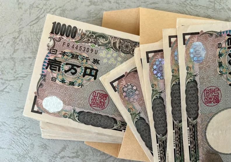 日圓的央行防線「160」正式失守。PhotoAC by むんでぃ