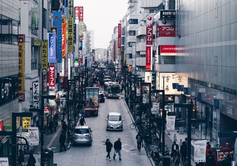 《廉價日本》／僅為情境圖，取自unsplash