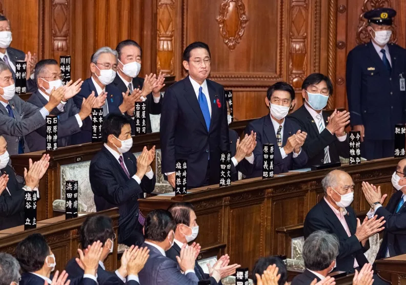 從2021年10月4日上任首相，岸田到自民黨新任總裁產生後卸任首相時的任期約3年。圖為2021岸田文雄被提名為總理的畫面。取自臉書@岸田文雄
