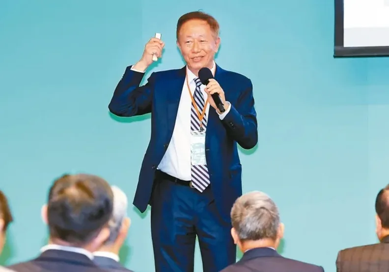 行政院經濟發展委員會昨舉行第一次顧問會議，台積電前董事長劉德音在專題演講。取自聯合新聞網，曾學仁攝