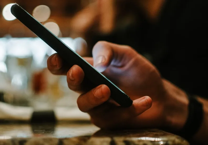 Yahoo今（4日）揭曉2025年度國內外熱門新聞榜。僅為情境配圖，取自Unsplash