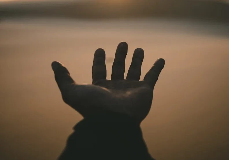 《關係黑洞》／僅為情境圖，取自unsplash