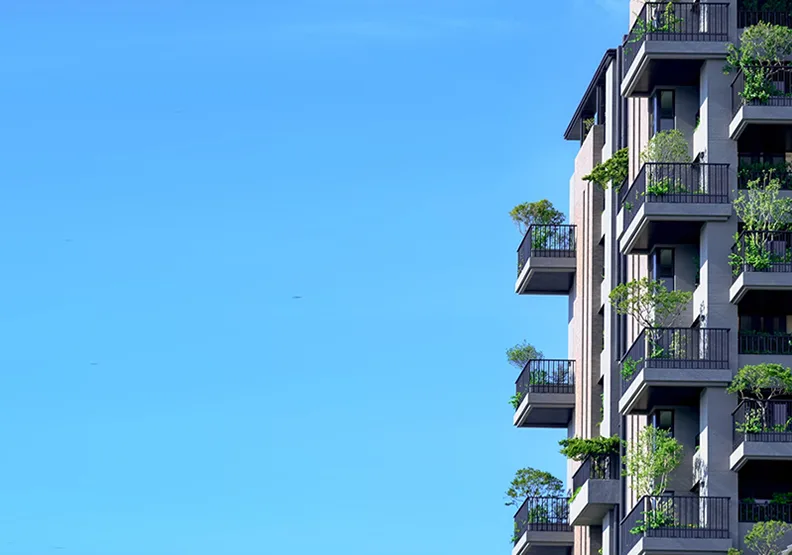 臺中市推動宜居建築的理念也帶動建商共同響應低碳城巿，為城市打造垂直綠意的新風景。