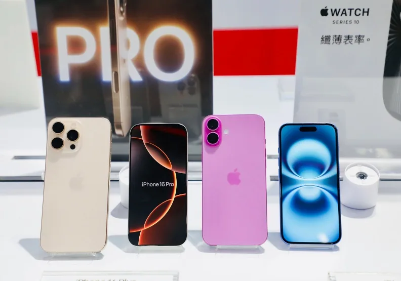 蘋果iPhone 16今天起在台開賣。張智傑攝