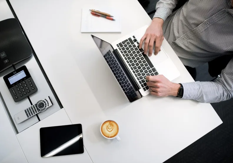 《創業打怪生存攻略》／僅為情境圖，取自unsplash