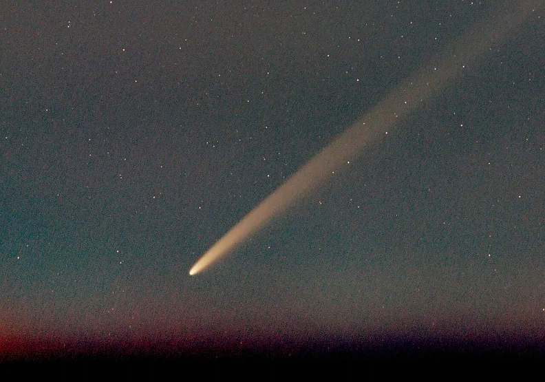 彗星C/2023 A3於9月底來到近日點，預料將於10月13日達近地點。圖為9月底拍攝的C/2023 A3，wikimedia commons by C messier