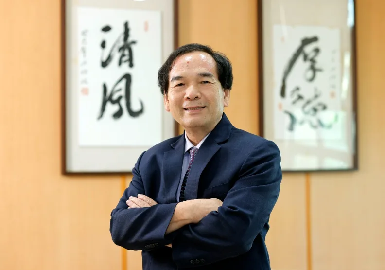 國立勤益科大校長 陳文淵。