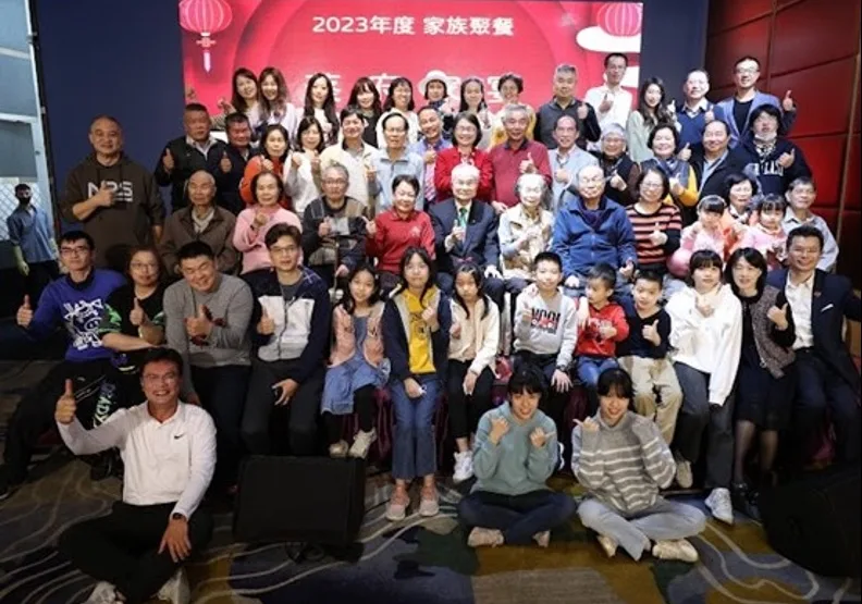 2023年蔡府家族聚會大團圓合影。蔡慧玲提供