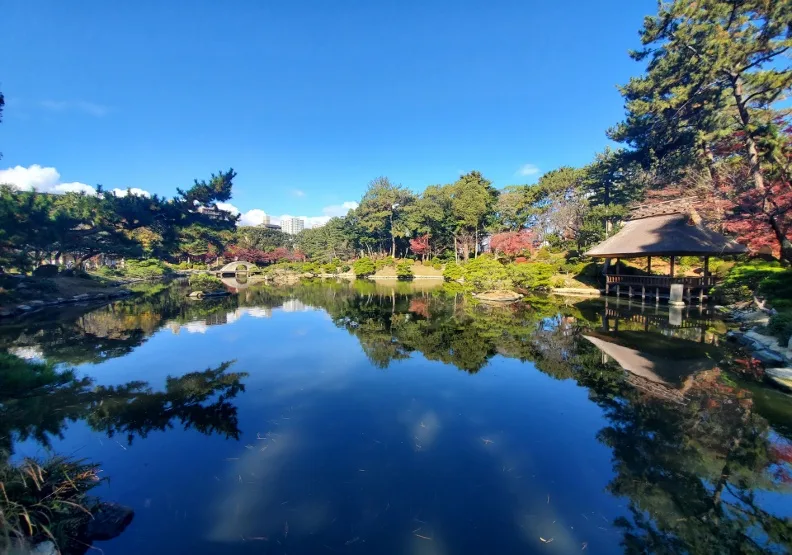 金澤兼六園被譽為日本最美麗庭園之一。photoAC by ペンタロウ