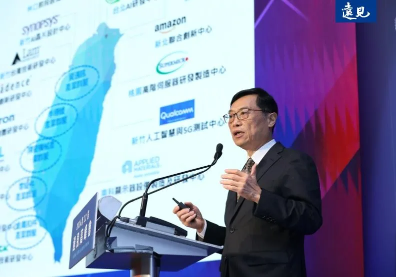 經濟部政務次長陳正祺發表演說，暢談台灣產業新時代。張智傑攝