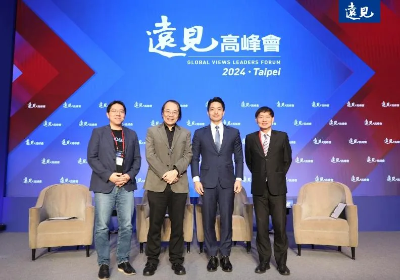 iKala 共同創辦人暨執行長程世嘉（左起）、Google台灣前董事總經理簡立峰、臺北市市長蔣萬安、健行科技大學校長郭瑞祥，共同思索AI衝擊下的因應之道。張智傑攝