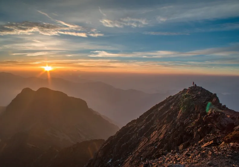 《山人不上山》／僅為情境圖，取自unsplash