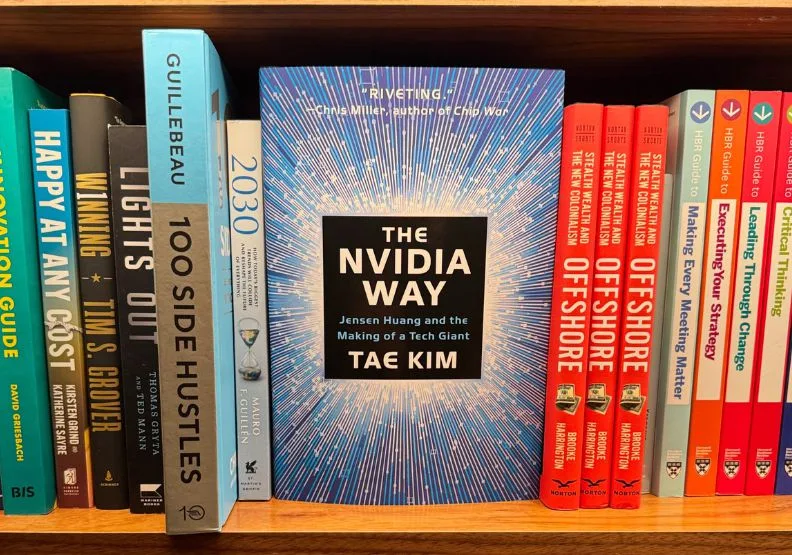 《The Nvidia Way》，描述輝達打造AI帝國的祕密，以及黃仁勳的管理哲學。取自X@firstadopter 