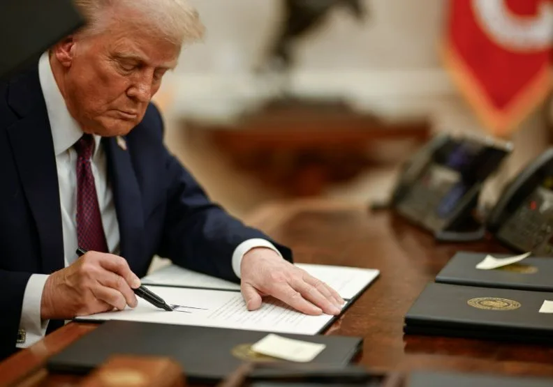 川普上任以來提出許多新政策，令全球陷入不確定性的未來。取自X@WhiteHouse