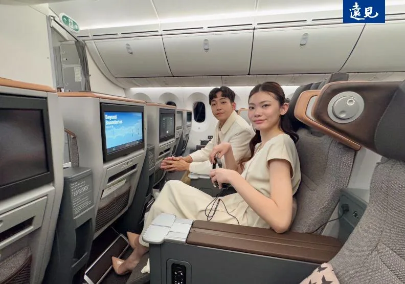 長榮航空最新第四代豪經艙導入波音787-9客機，共28席座位，前後椅距達42英吋。吳婉瑜攝