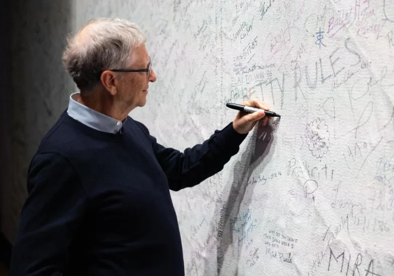 比爾蓋茲（Bill Gates）近期受訪時，分享他對人類社會面臨危機不斷演變的觀點。取自FB@Bill Gates