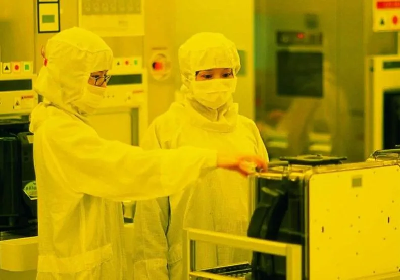 台積電長期堅持自主研發先進製程技術，靠著公司的研發團隊逐步突破發展。取自台積電官網