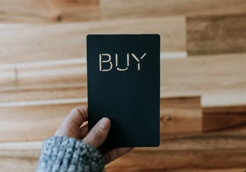 《持續買進》／僅為情境圖，取自unsplash