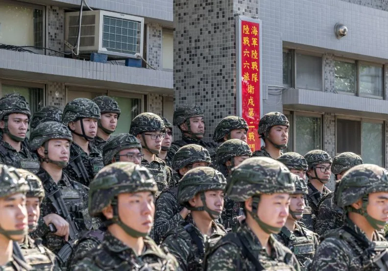 行政院會今天通過116年軍公教通案調薪4%。資料照，總統府提供