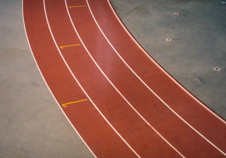 《賽道之外》／僅為情境圖，取自unsplash