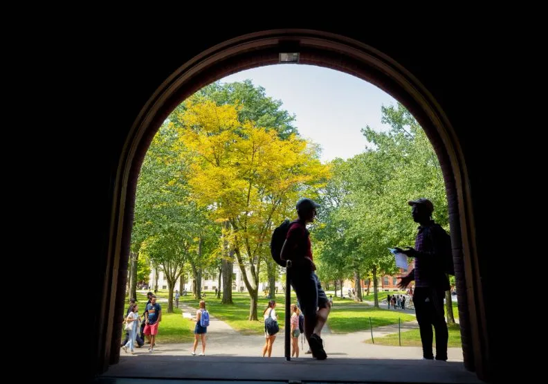 圖為哈佛大學校園。取自臉書@Harvard University