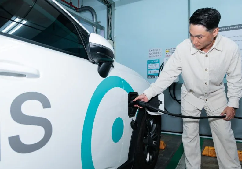 台北市4月22日日起公有停車場充電站網全面上線。圖片來源／EV OASIS FB