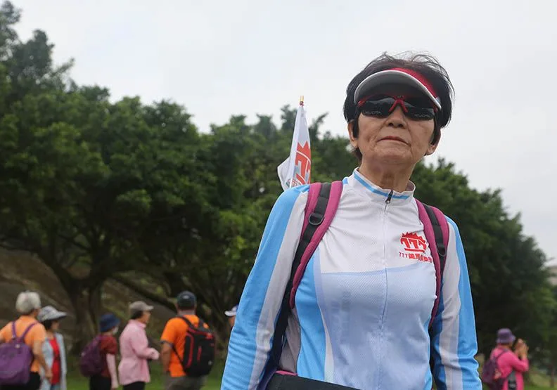 88歲「噴射機阿嬤」潘秀雲，克服腳傷世壯運奪金，還曾攻頂世界頂峰。遠見資料照