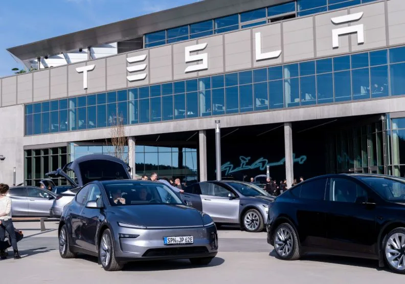 取自X@Tesla