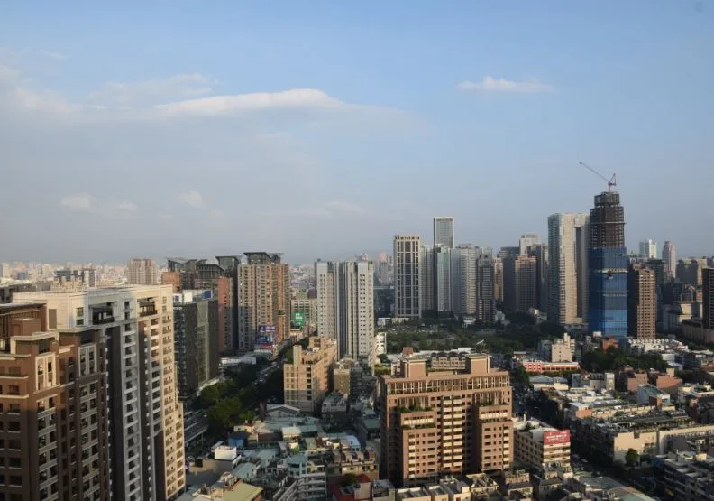 限貸未解又遇土方之亂，工期、成本、房市風險升溫。資料照