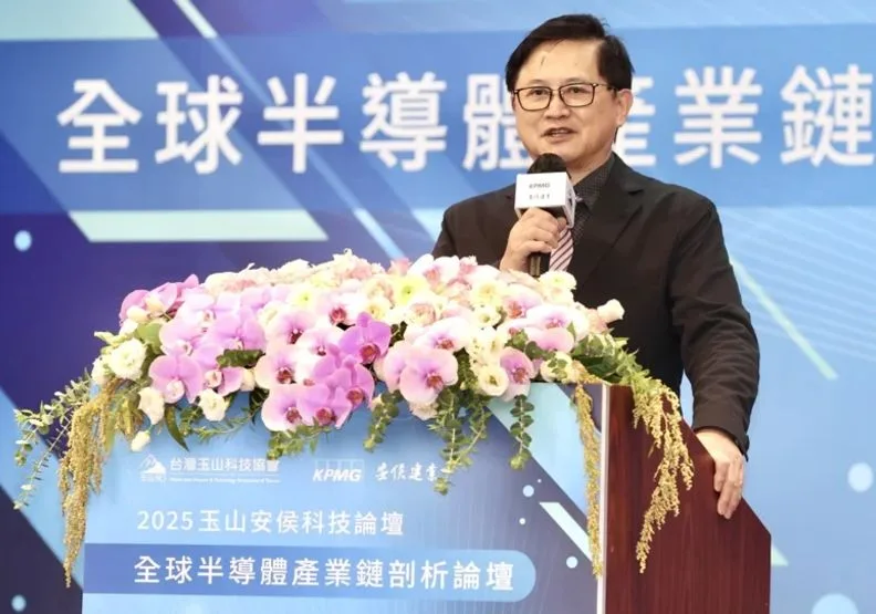 和碩董事長童子賢表態支持罷免傅崐萁，預計明天與議長張峻同台車掃。取自聯合新聞網