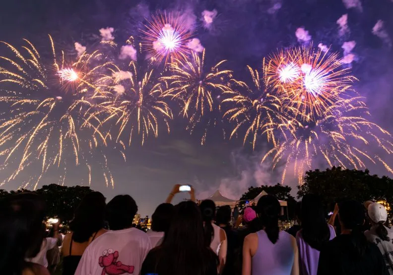 「2025大稻埕夏日節」將在8月6日登場，共有4場精彩煙火秀。大稻埕夏日節官網。