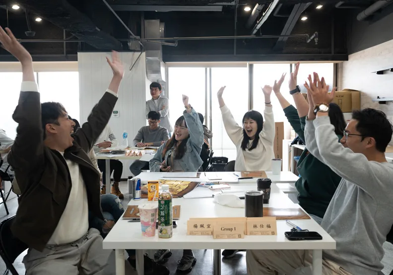 OurScool 透過創新且完善的人才制度，打造出員工與企業共同成長的理想職場。