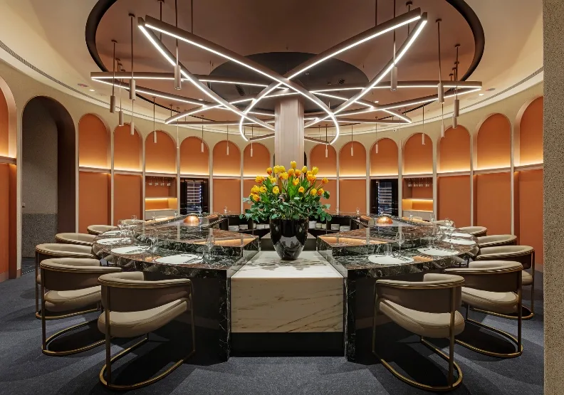 由前新天地團隊打造的新品牌「Le Jardin 夏登法式鐵板燒」。豐樂餐飲提供