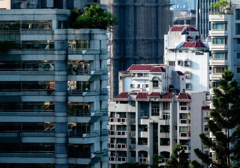 胡偉良談「房市之亂」：錯置的政策、錯位的市場與急需的解方。／僅為情境圖，取自unsplash